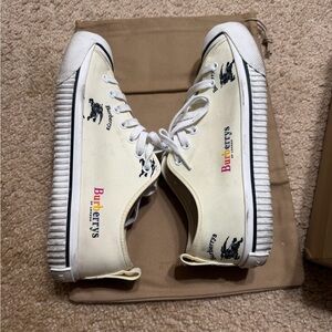Burberry Women’s Low Top Sneakers Off White Beige Kingly Size 10 41 Shoes $399